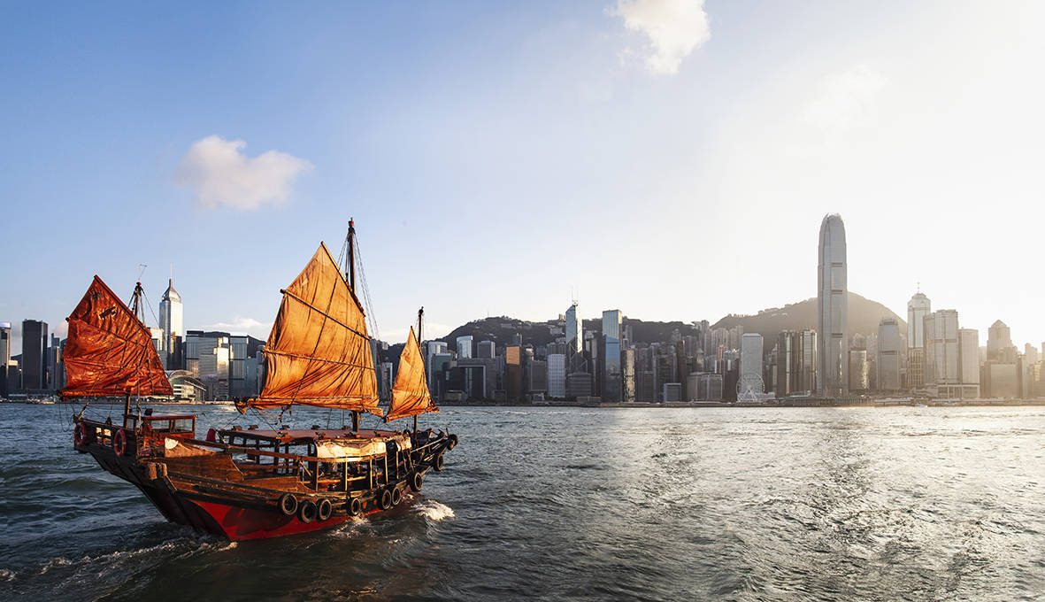香港高才通2025年申请到拿永居7年要多少钱？30秒了解高才通申请+费用+续签+永居攻略！